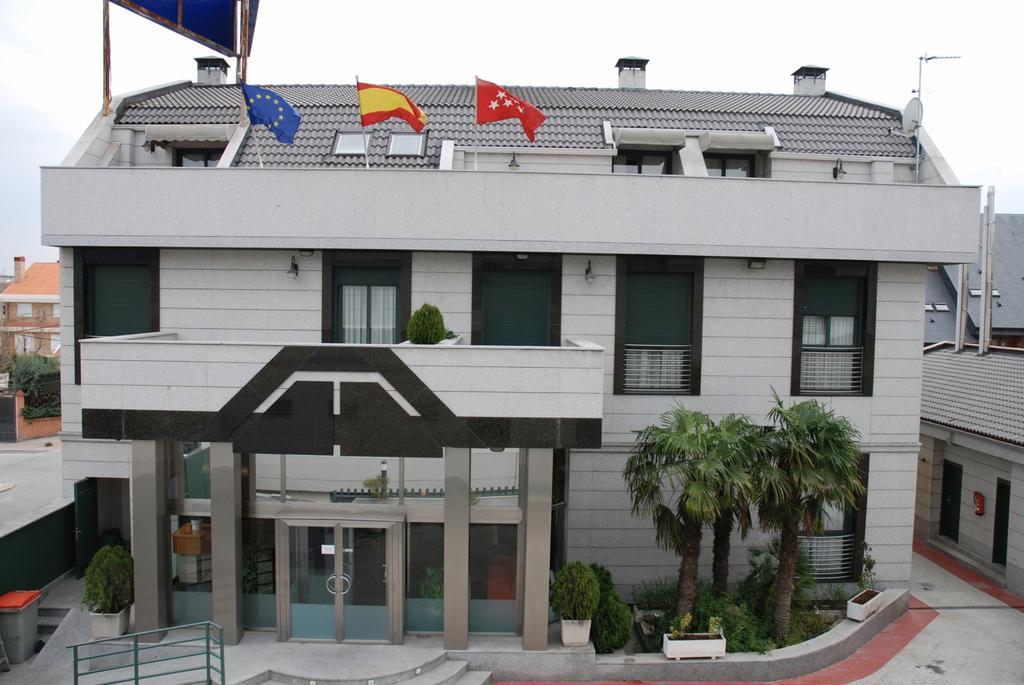 Hostal Los 5 Pinos, Madrid
